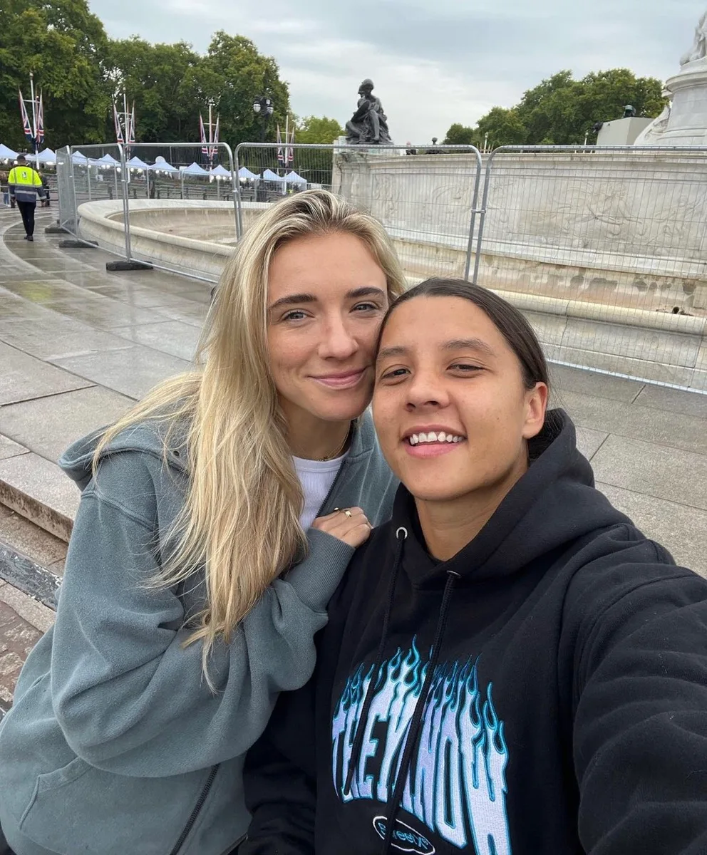 Sam Kerr and Kristie Mewis: A relationship timeline | AWW