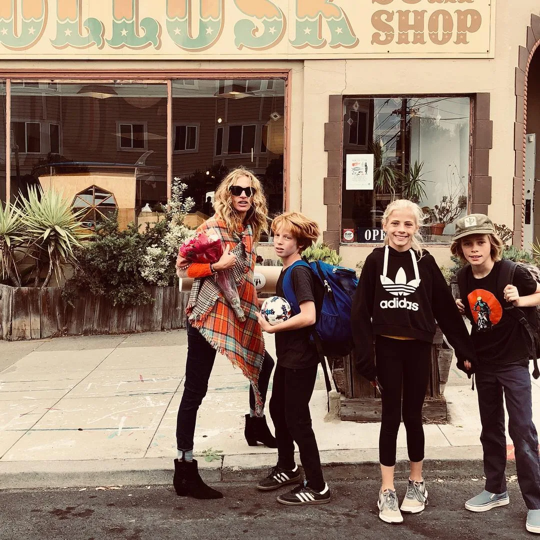 julia roberts children