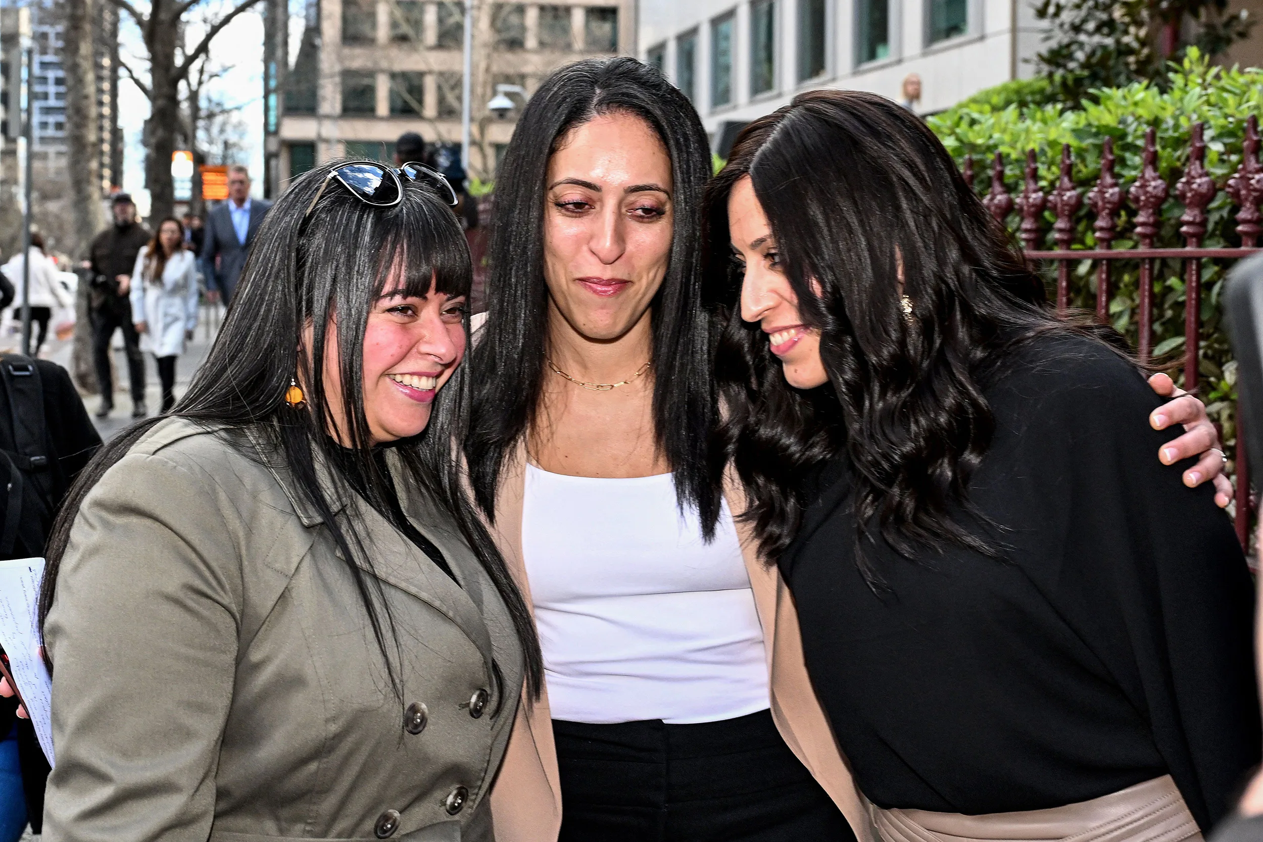 Dassi Erlich and her sisters Nicole and Elly.