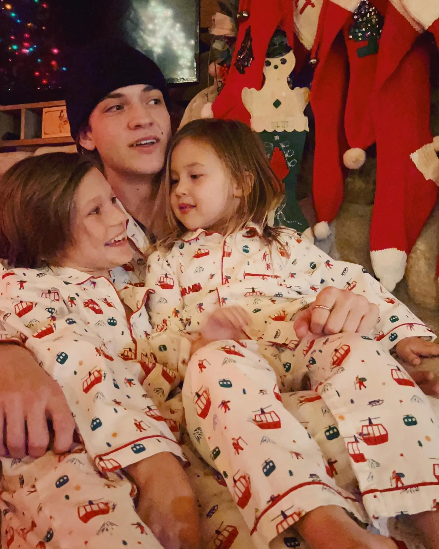 kate hudson children