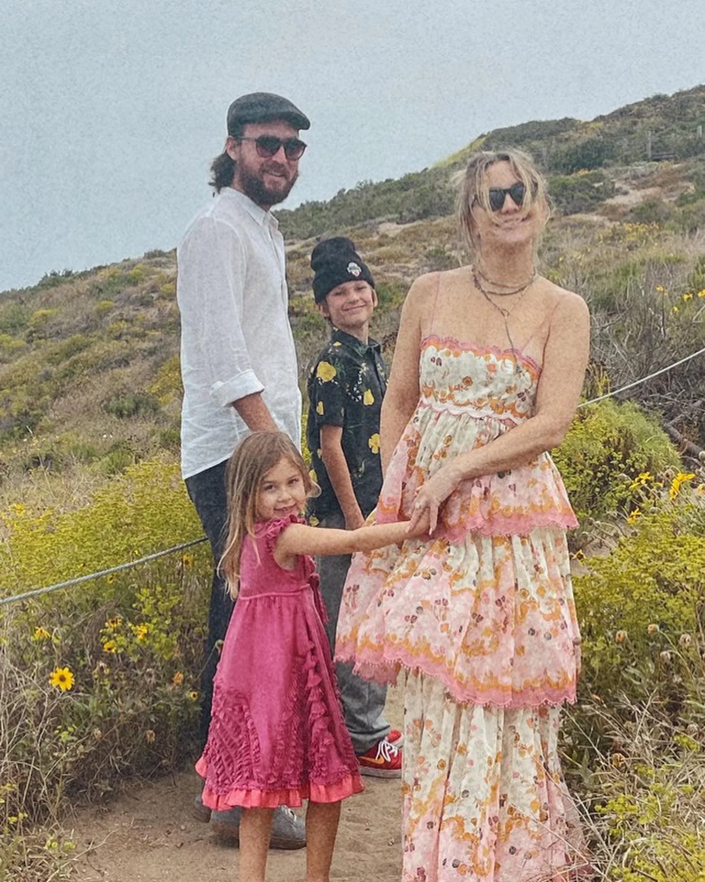 kate hudson children and fiance