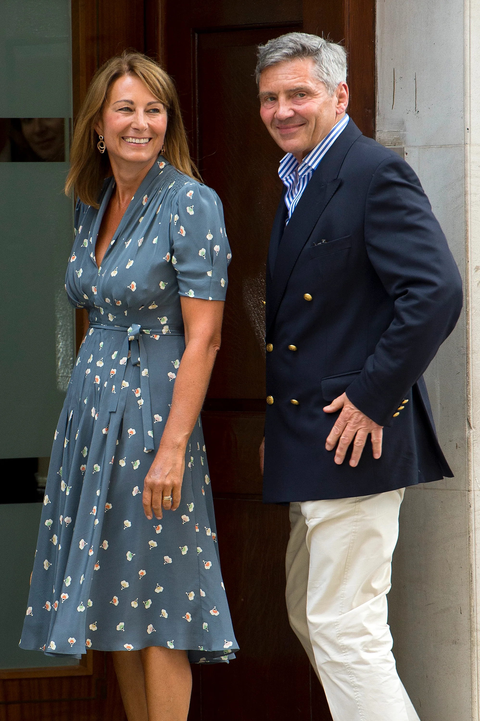 parents of catherine middleton, carole and michael