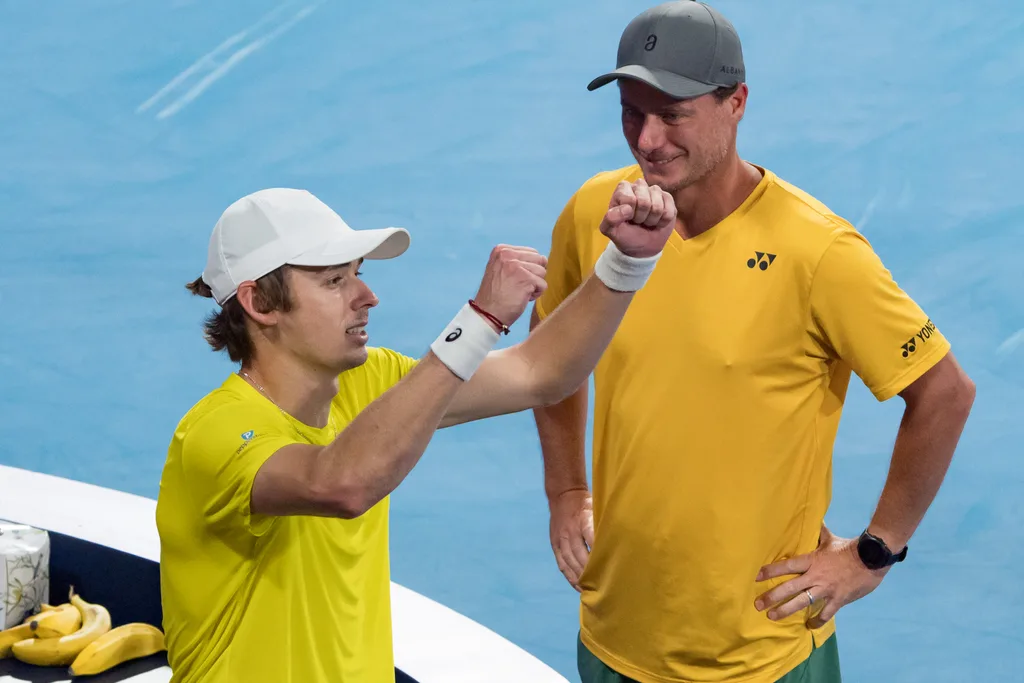 alex and lleyton hewitt