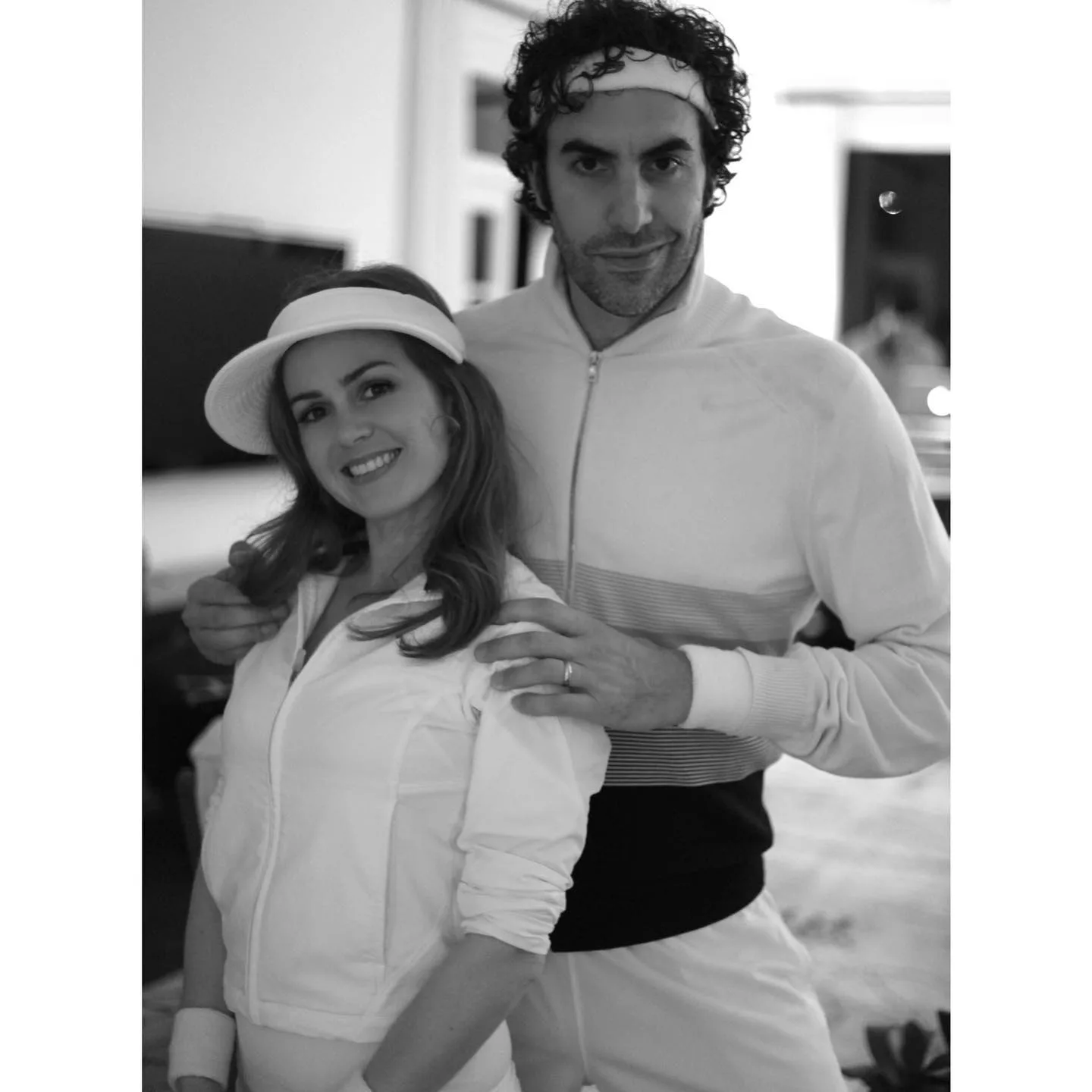 isla fisher sacha baron cohen