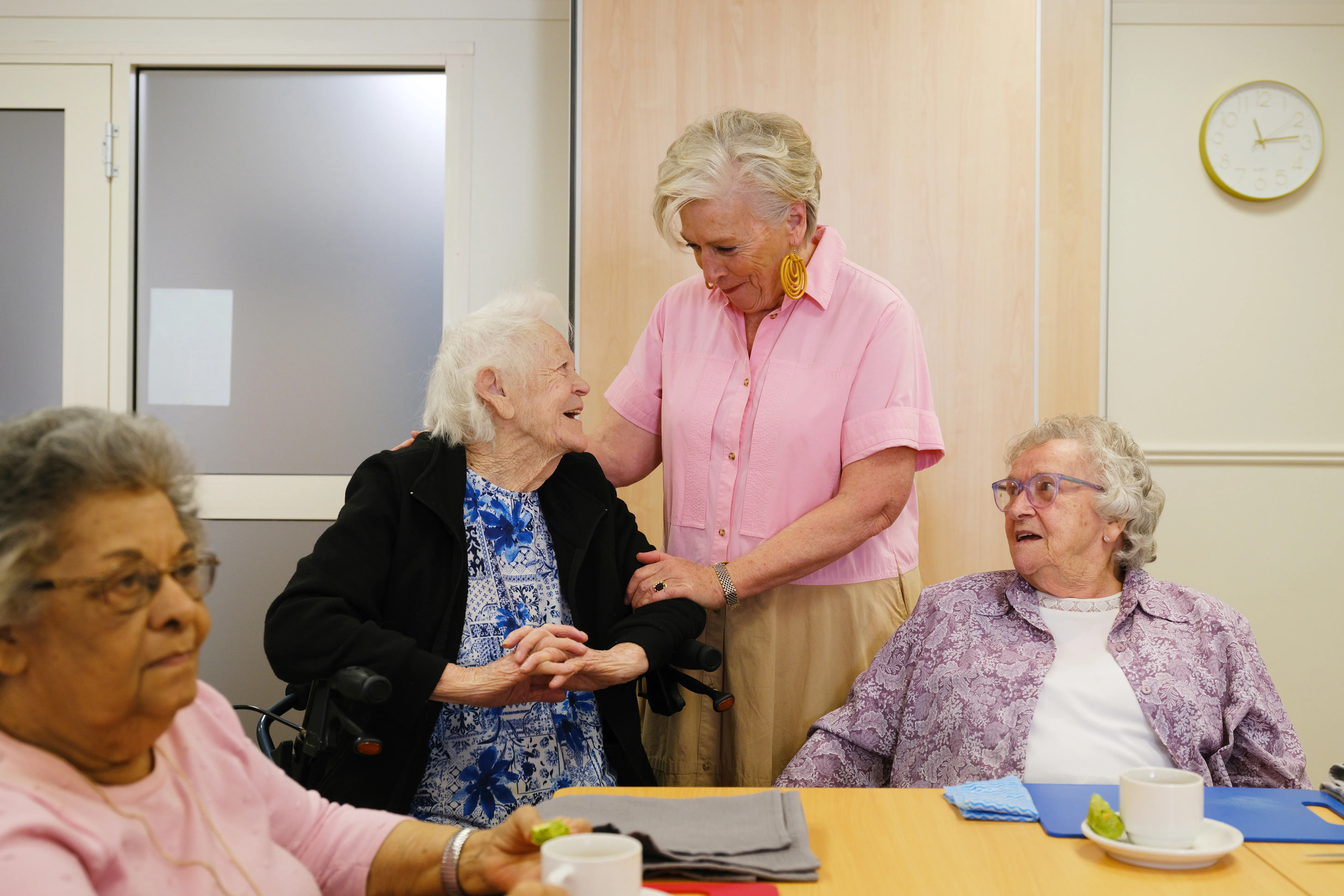 Maggie Beer with women from an aged care home. 