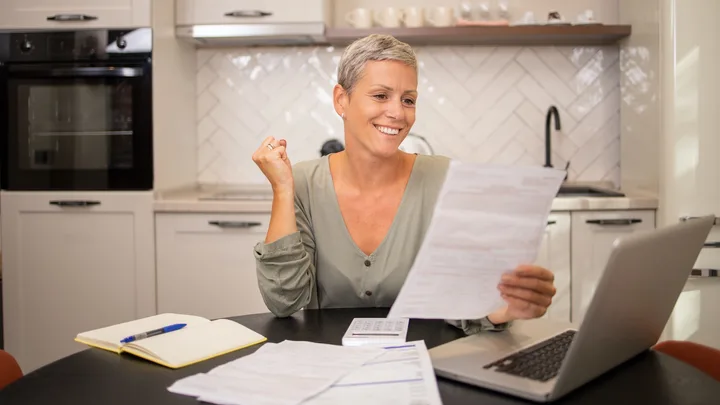 You can pay off debt in many different ways when you know what you owe and how it fits with your budget.