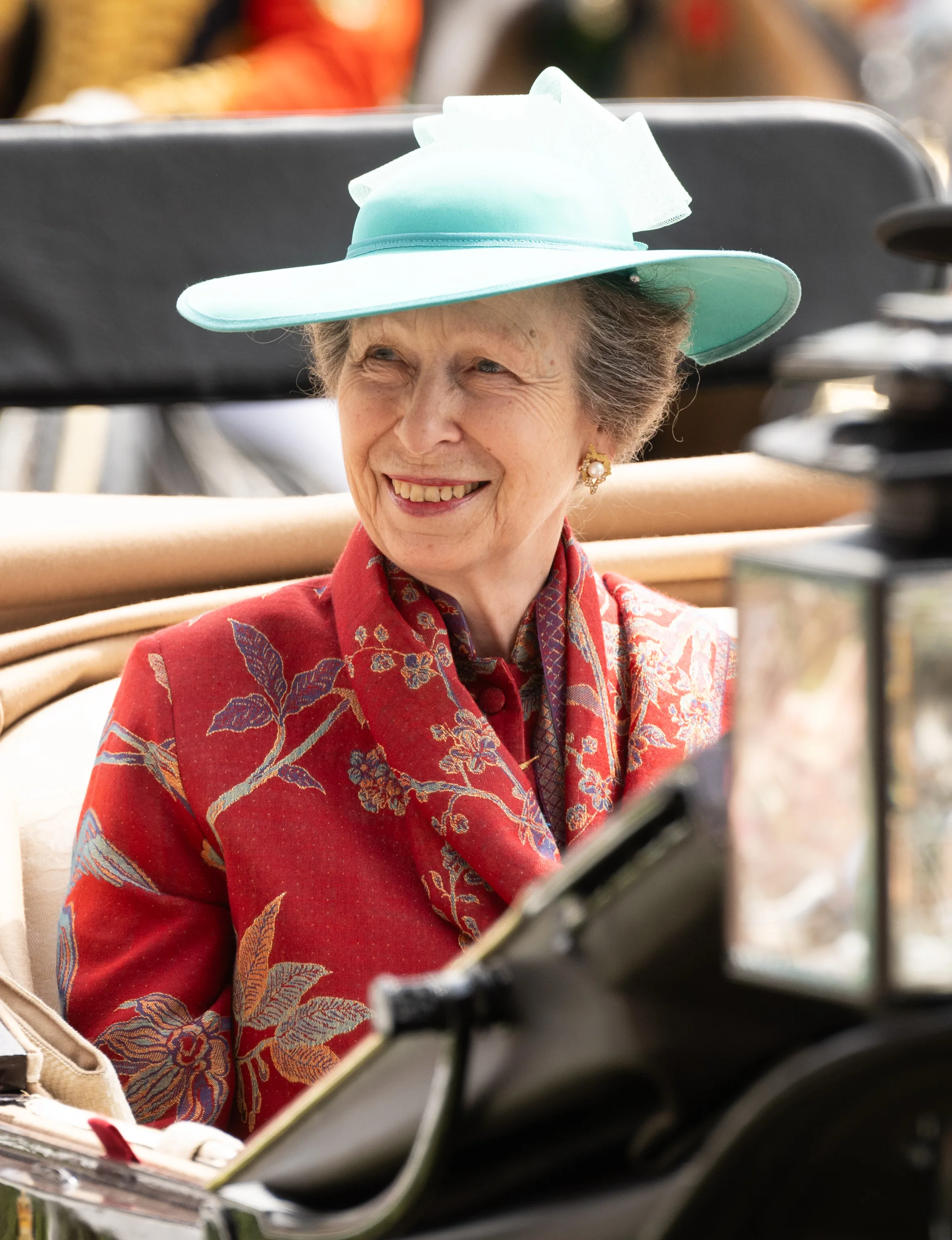 princess anne admitted to hospital for her injuries