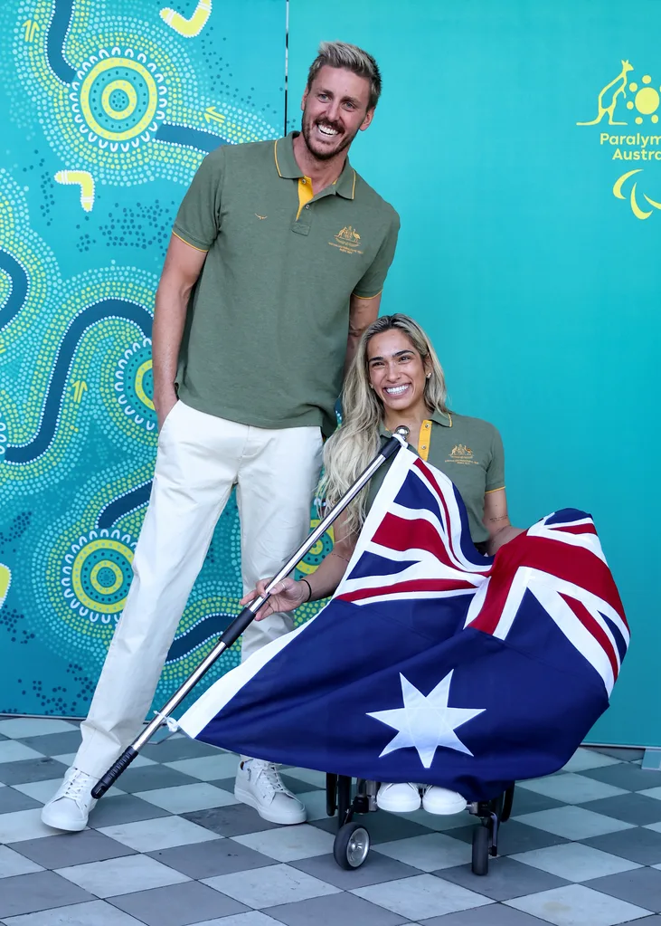 the australian paralympic flag bearers madison and brenden