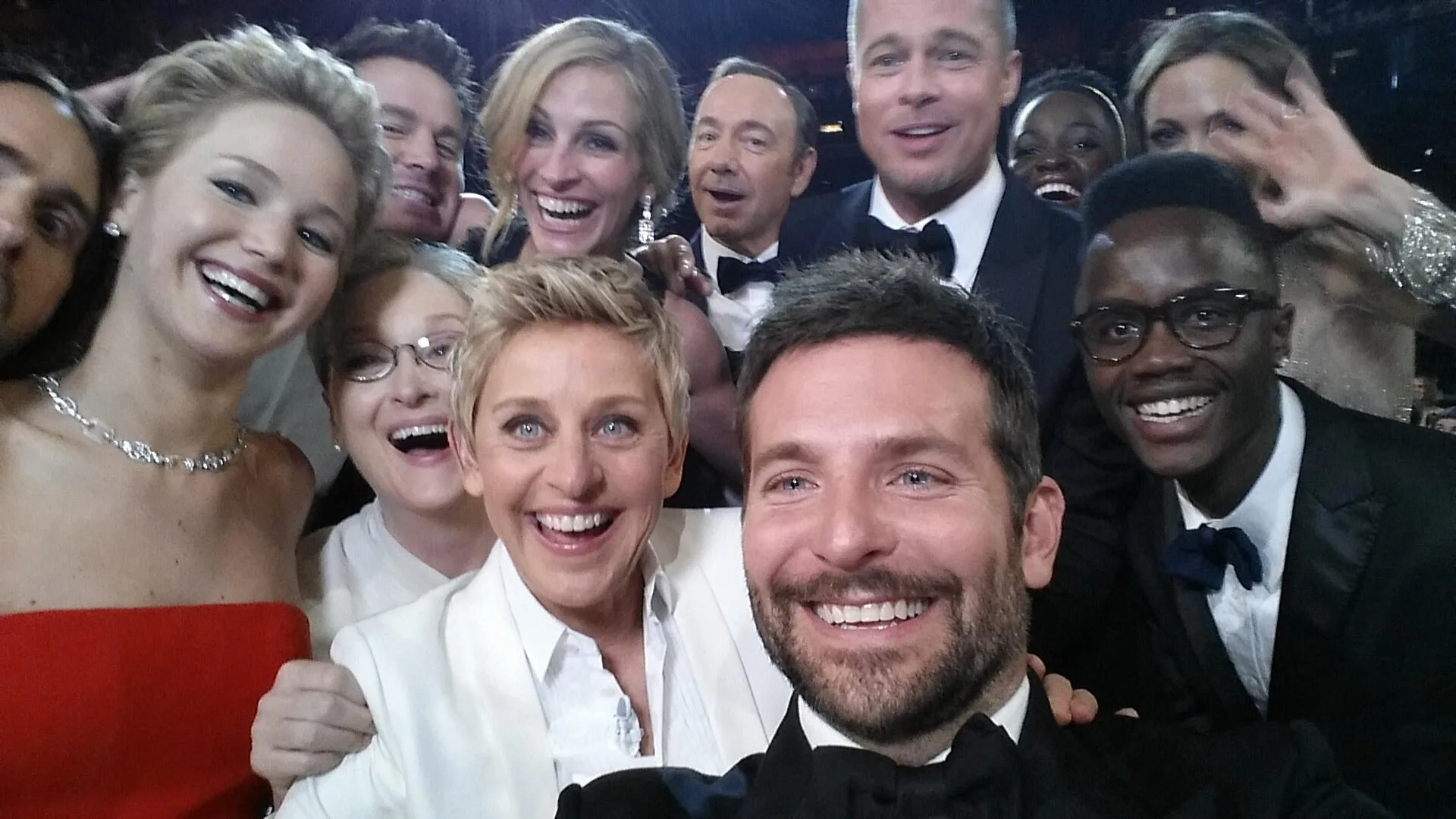 the famous oscars selfie