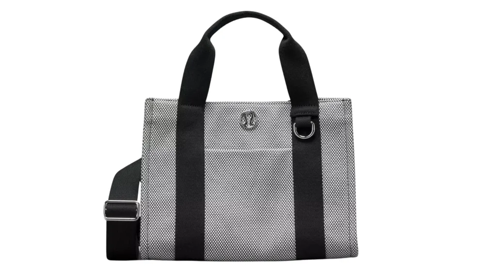 Lululemon Two-Tone Canvas Tote Bag
Mini 4.5L