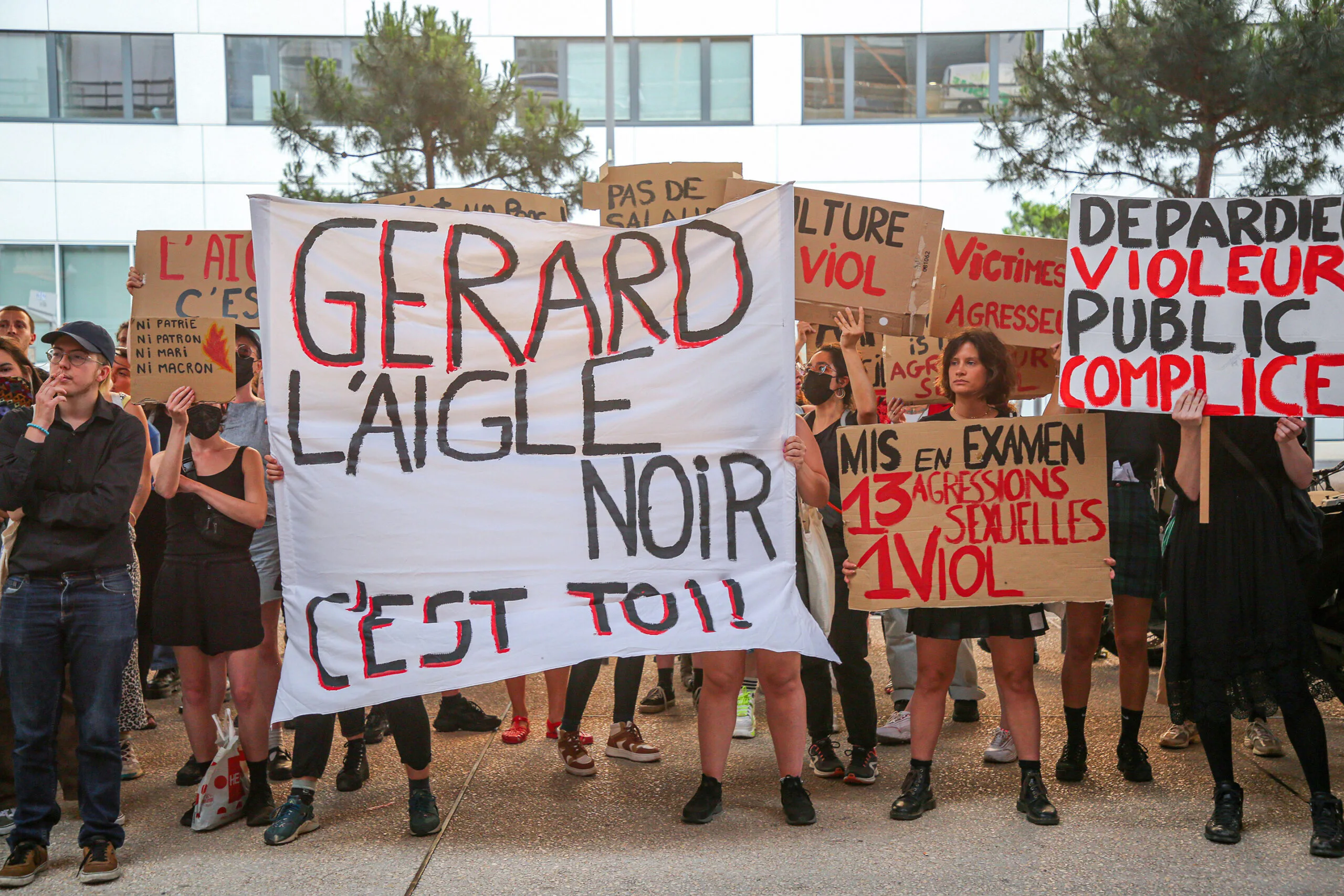 Protesters outside Gerard Depardieu's concert in Marseille. 