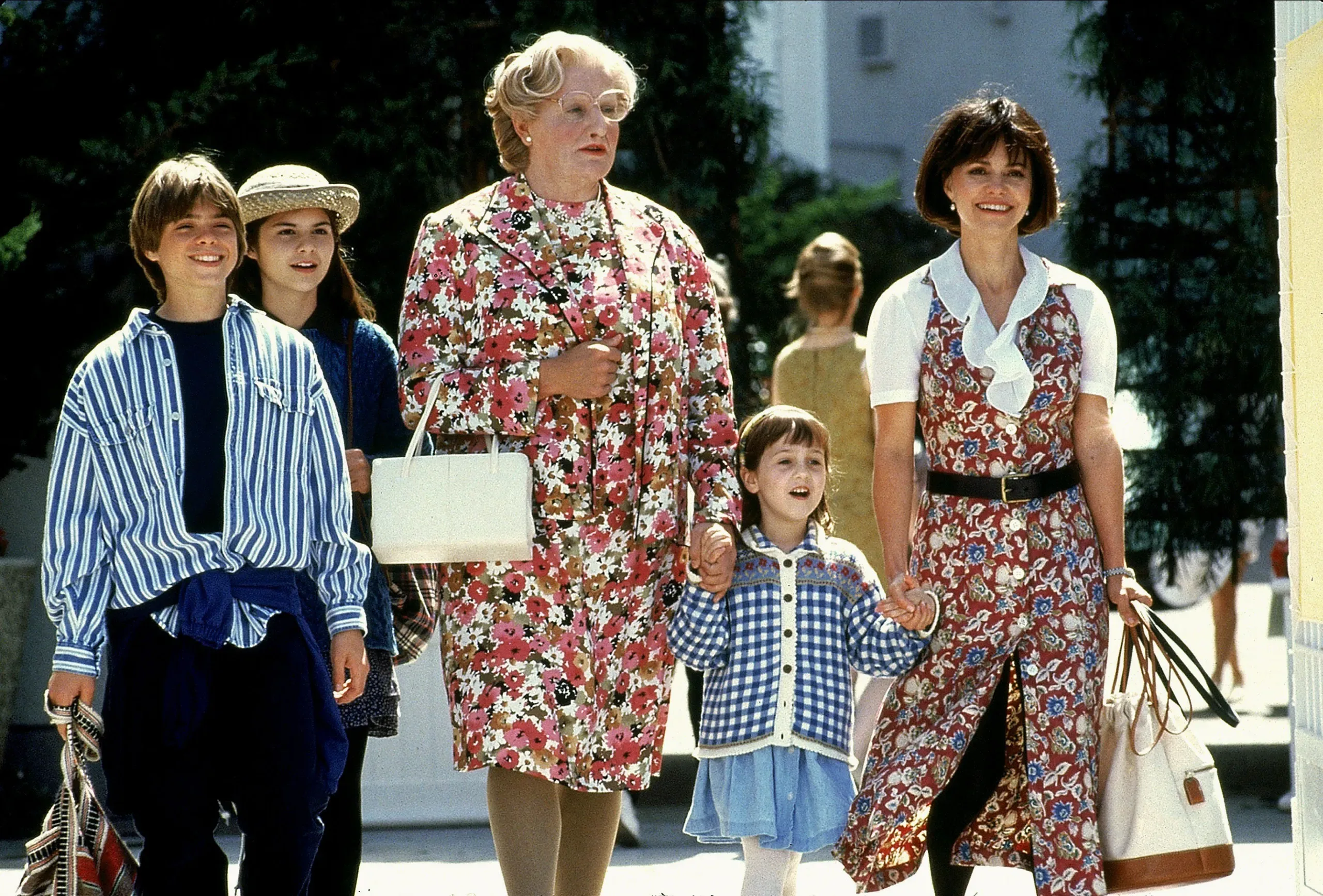 best movies disney plus australia - a still from mrs doubtfire