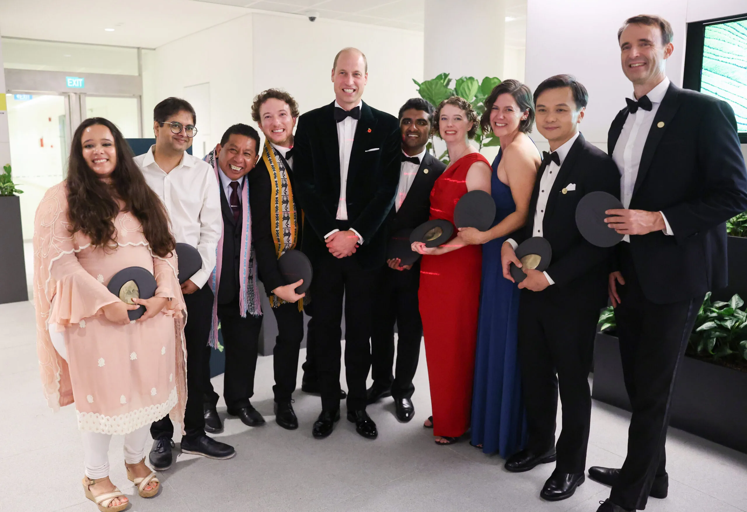 Prince William with the 2023 Earthshot Prize winners. 