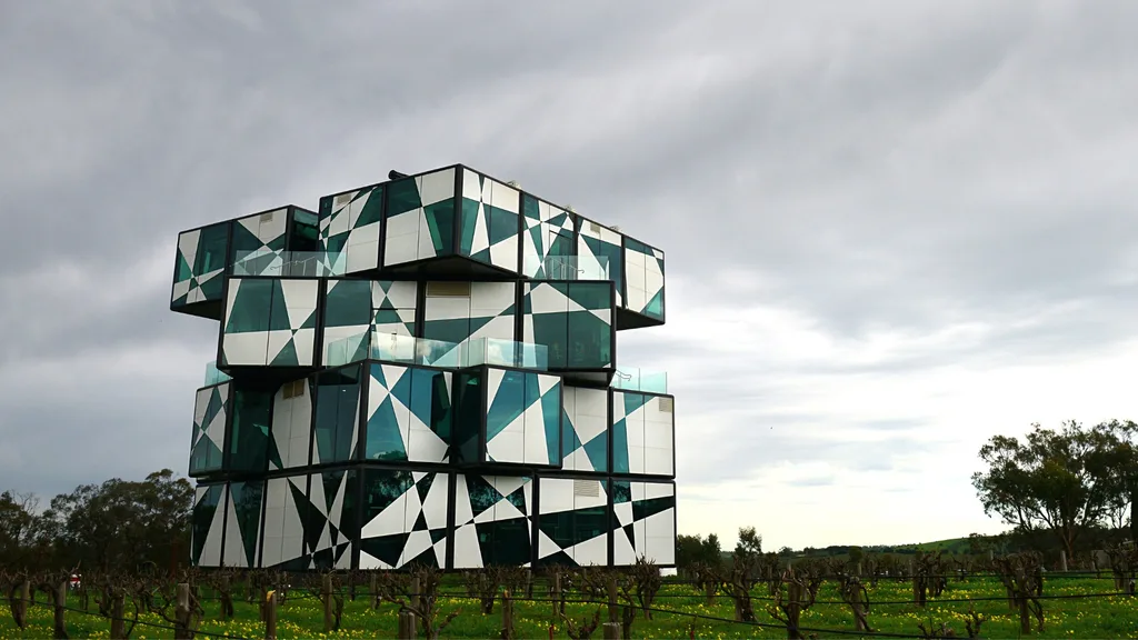 World's Best Vineyards 2024 d'Arenberg Cube