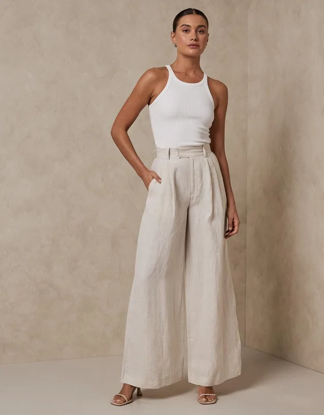 Linen Wide Leg Pants
AERE
Summer capsule wardrobe