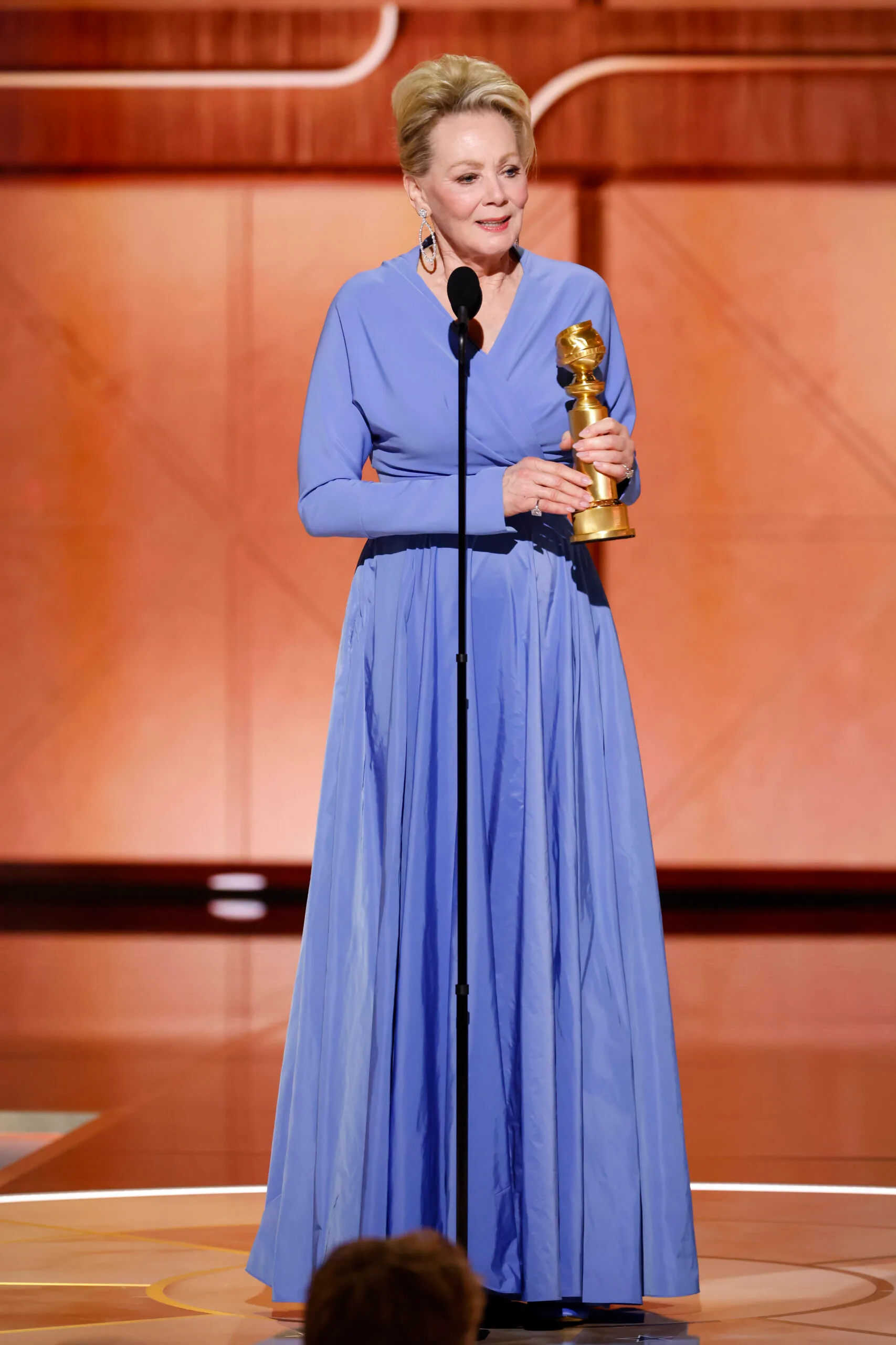 golden globes winners - jean smart