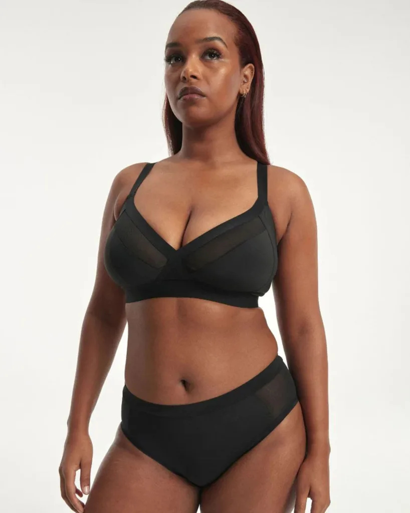 Nala Support Wirefree Bralette in Licorice colour