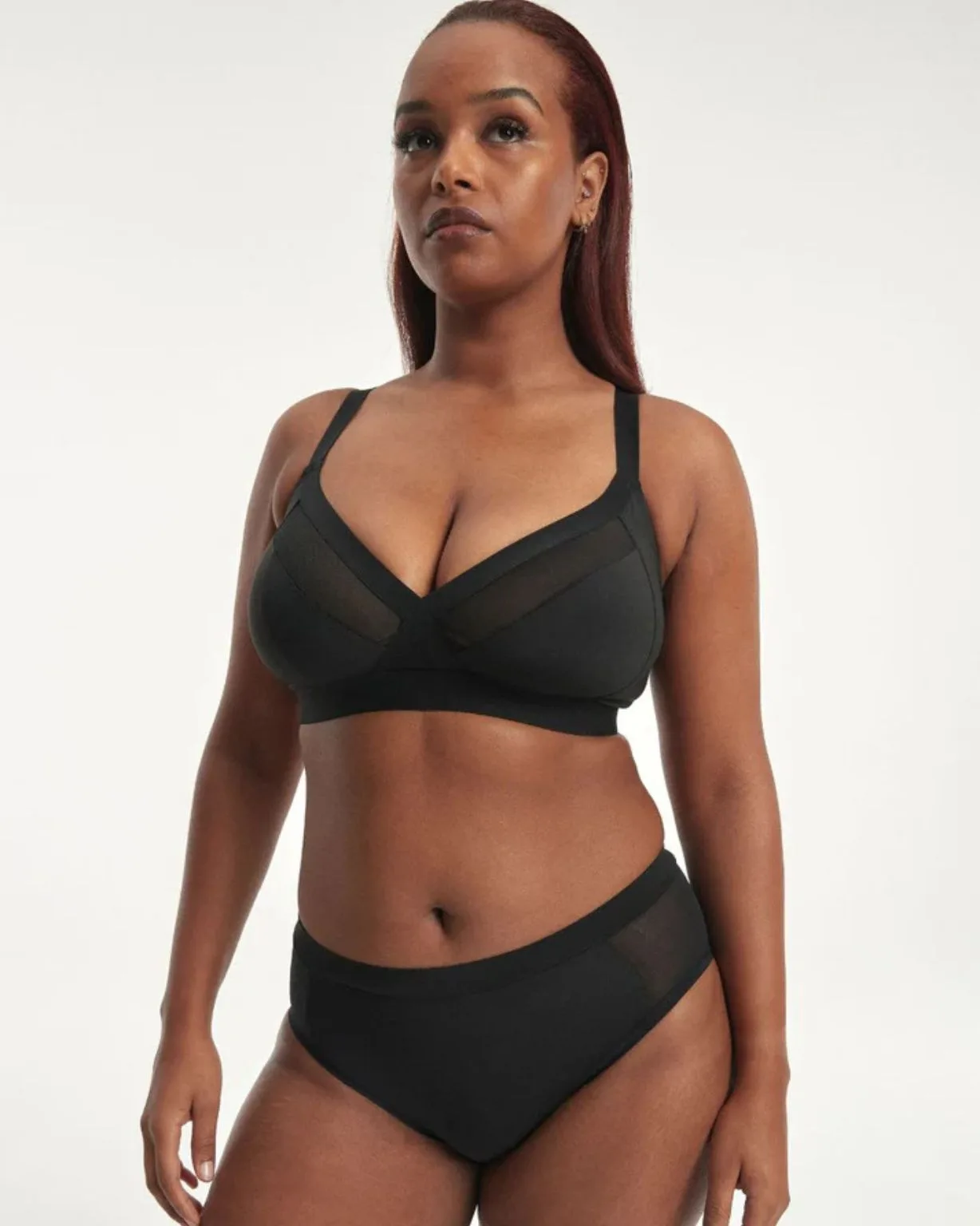 Nala Support Wirefree Bralette in Licorice colour