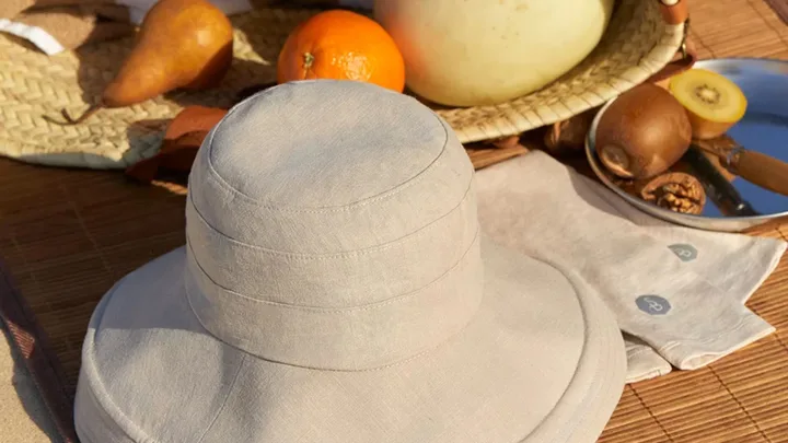 solbari hat and picnic set
