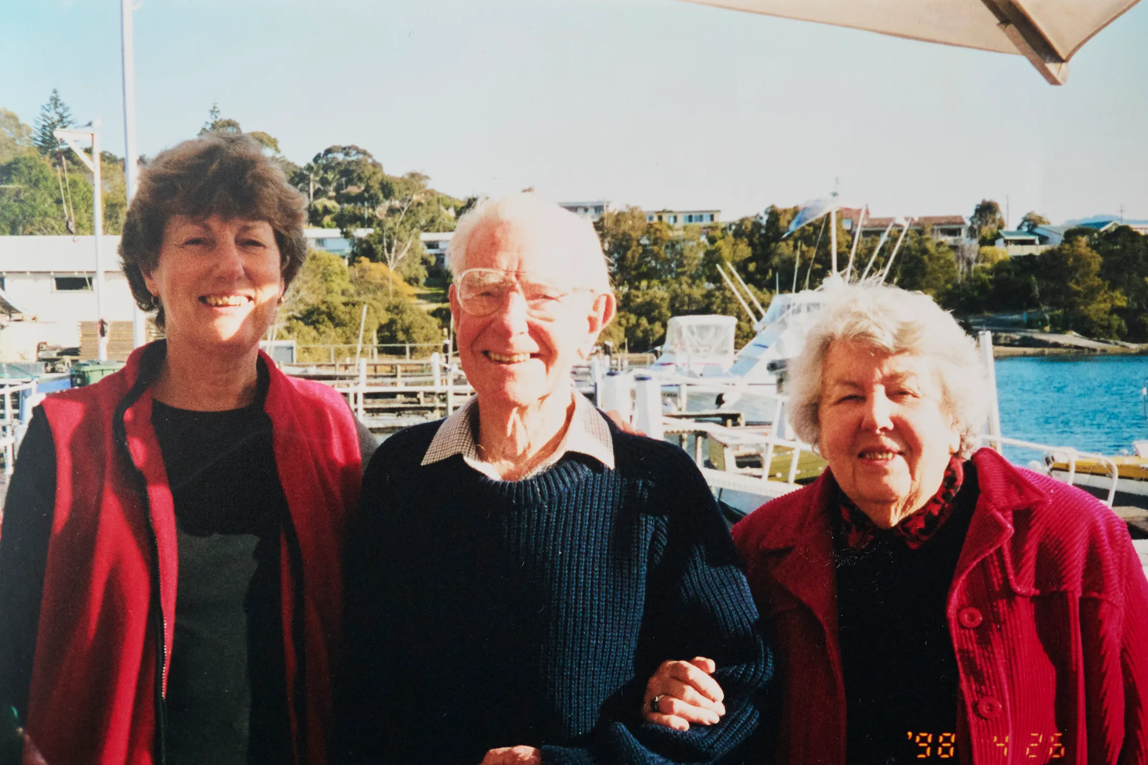 Elizabeth with her parents