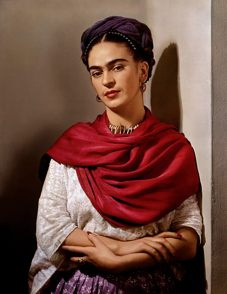 Frida Kahlo portrait by Nickolas Muray. Copyright: Nickolas Muray Photo Archives.
