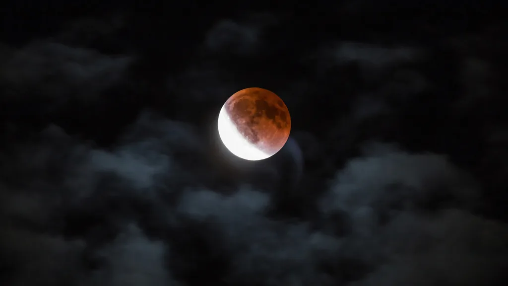 blood moon eclipse