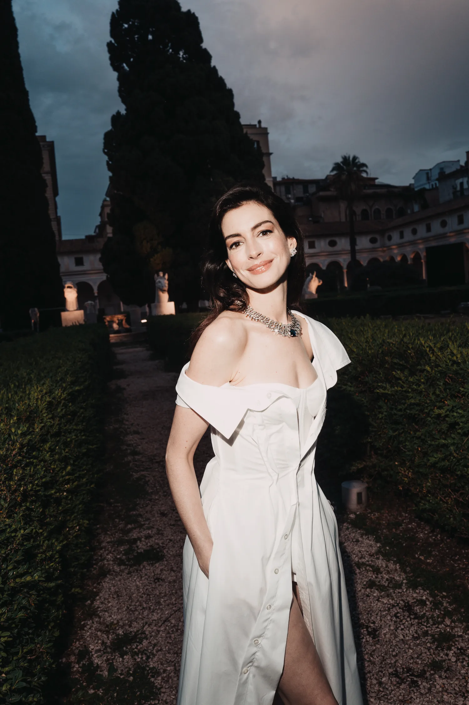 anne hathaway