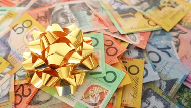 Five budget-friendly financial gifts