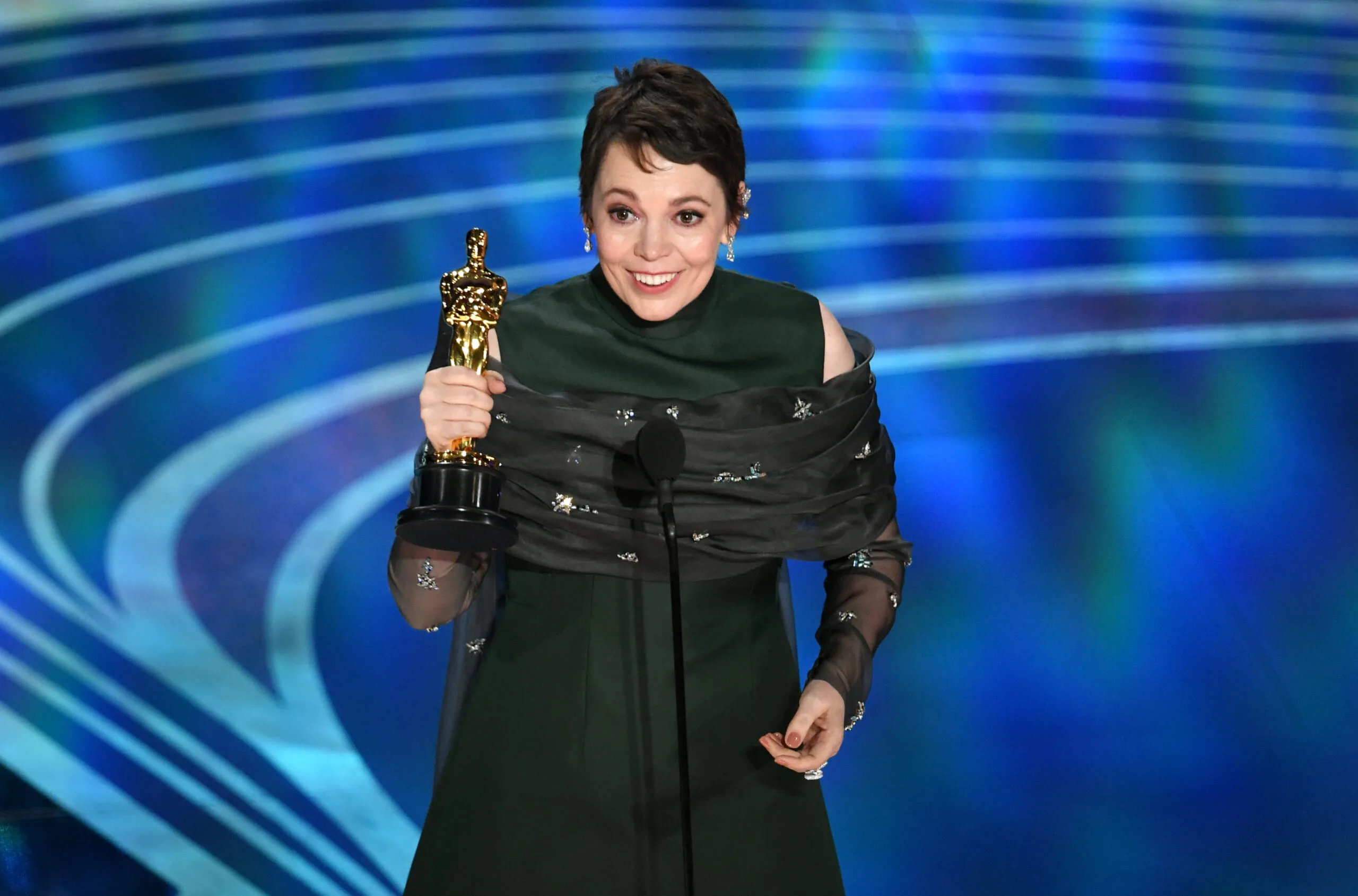 olivia colman will star in the netflix adaptation of pride and prejudice