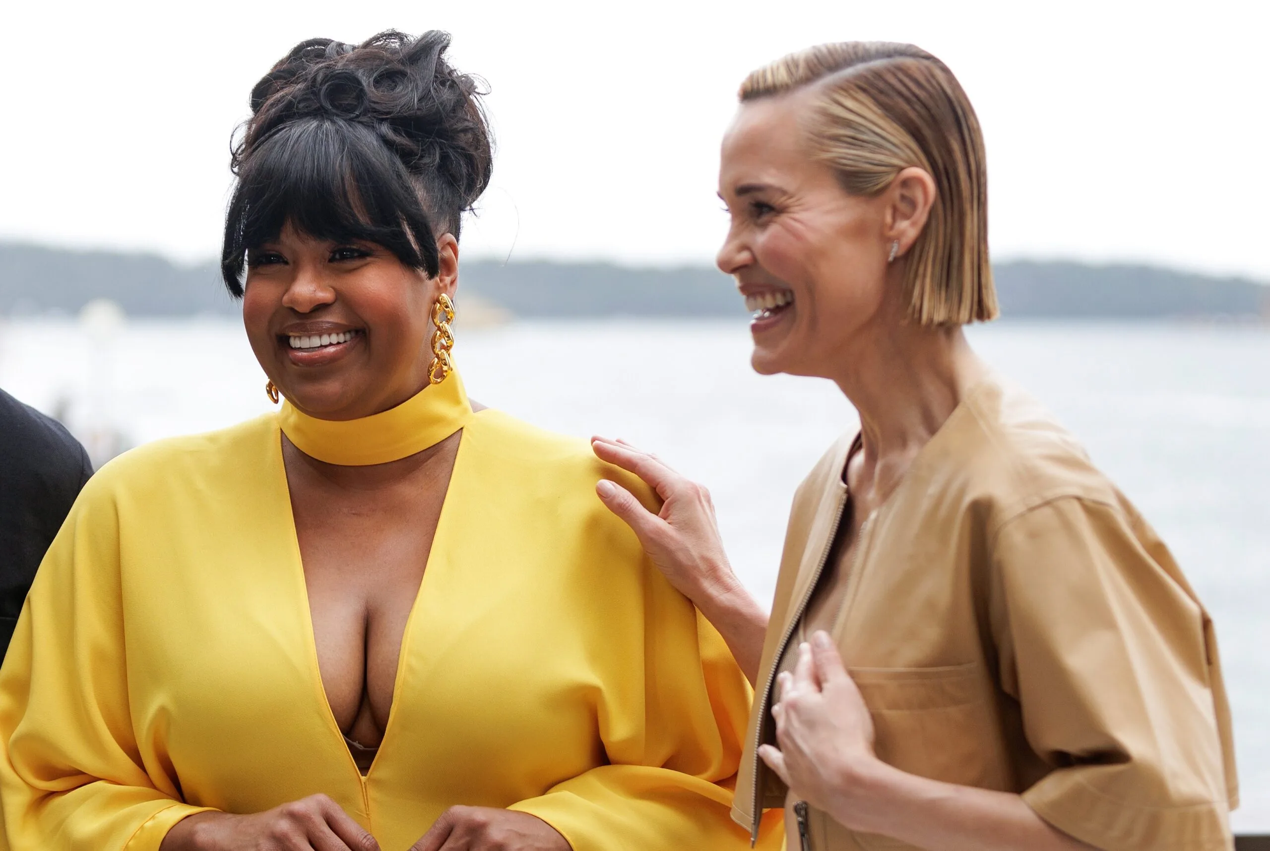 leslie bibb and natasha rothwell, the stars of white lotus season 3