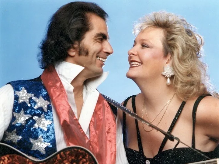 the song sung blue documentary followed mike and claire sardina, pictured.