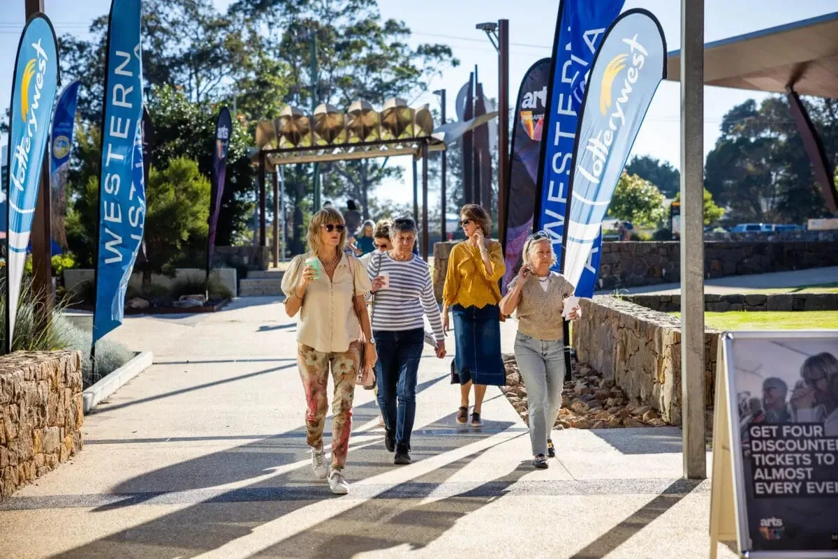 Women walking down pathway to the Margaret River Readers & Writers Festival