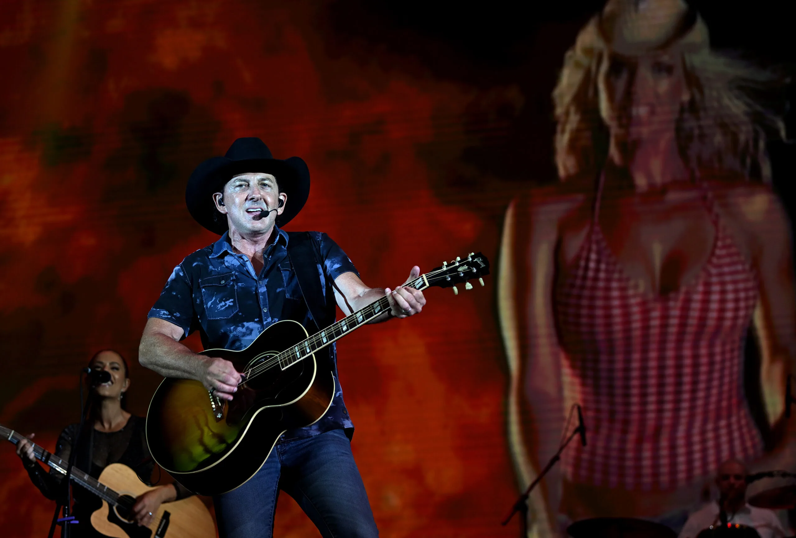 TAMWORTH, AUSTRALIA - JANUARY 25: Lee Kernaghan performs at Tamworth Regional Entertainment and Conference Centre (TRECC) on January 25, 2024 in Tamworth, Australia. (Photo by Dan Peled/Getty Images)