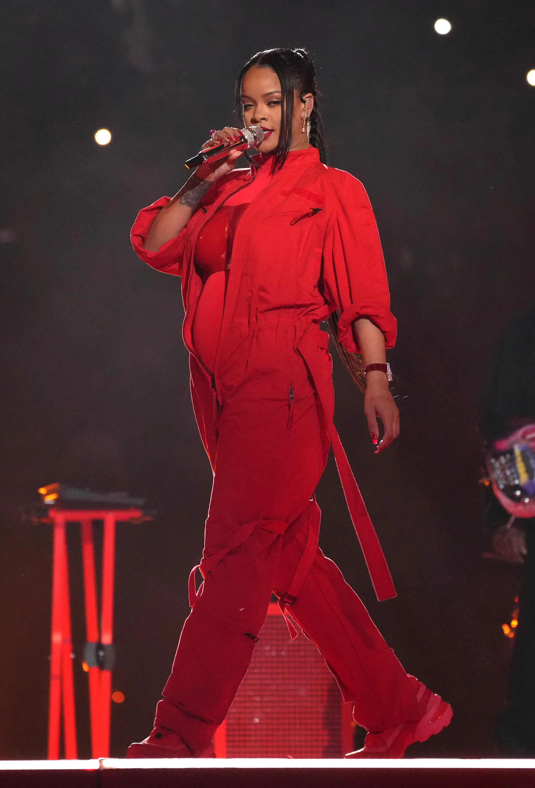 rihanna at the 2023 superbowl