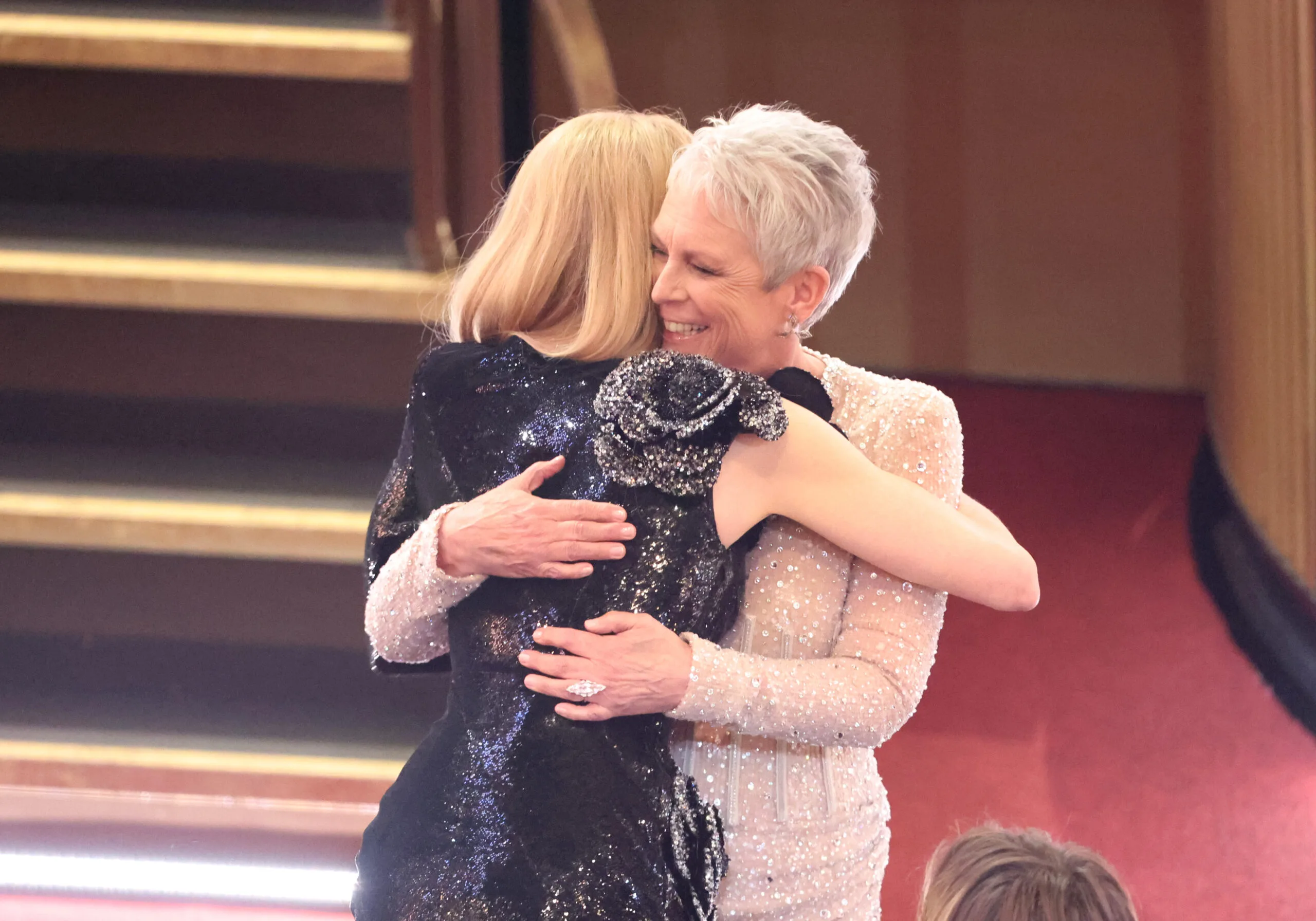nicole kidman and jamie lee curtis at the oscars