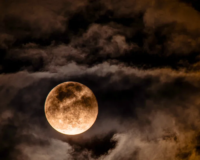 How the Buck Full Moon could change your life this month