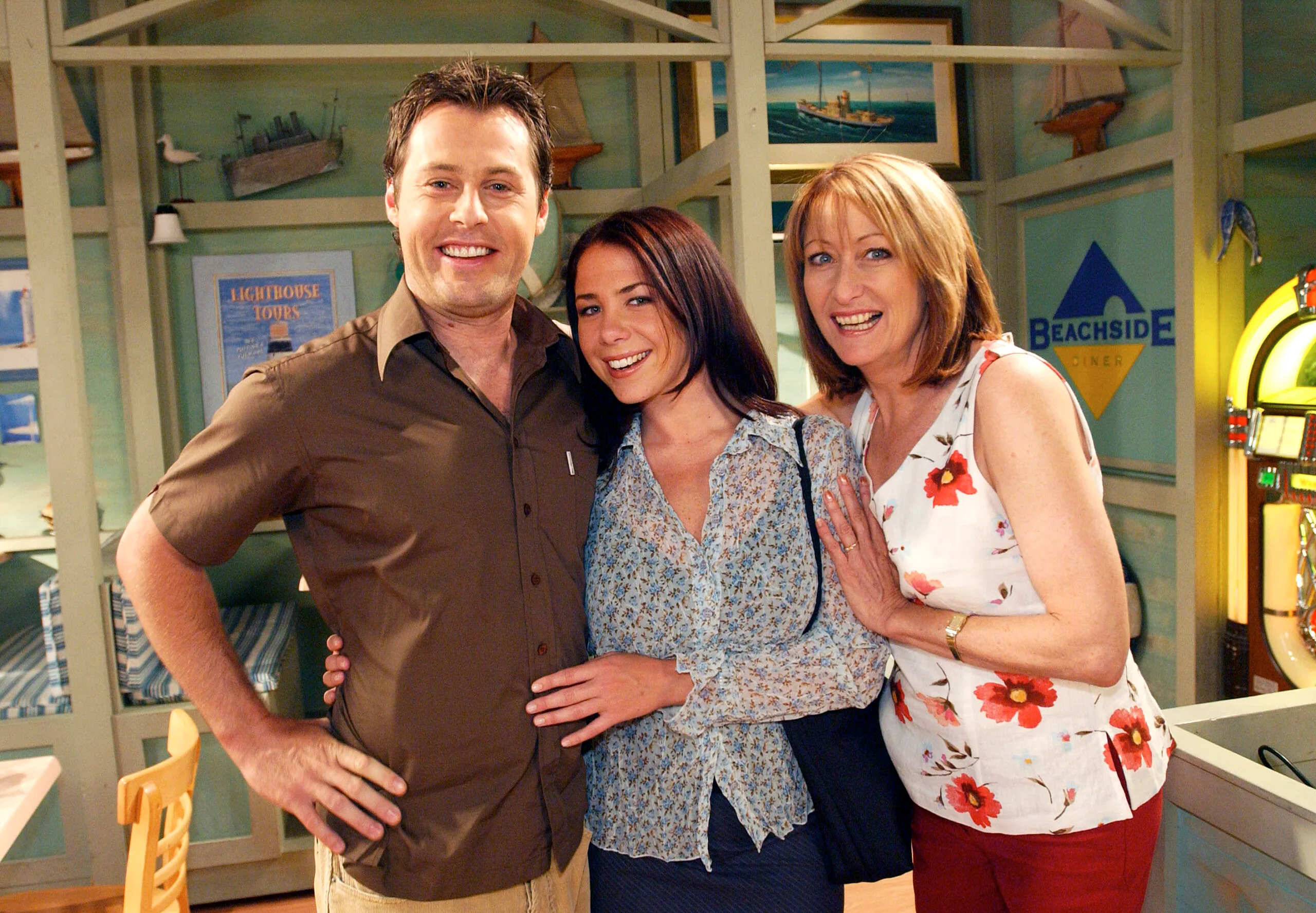 Joel McIlroy, Kate Ritchie and Lynne McGranger on Home and Away in 2003