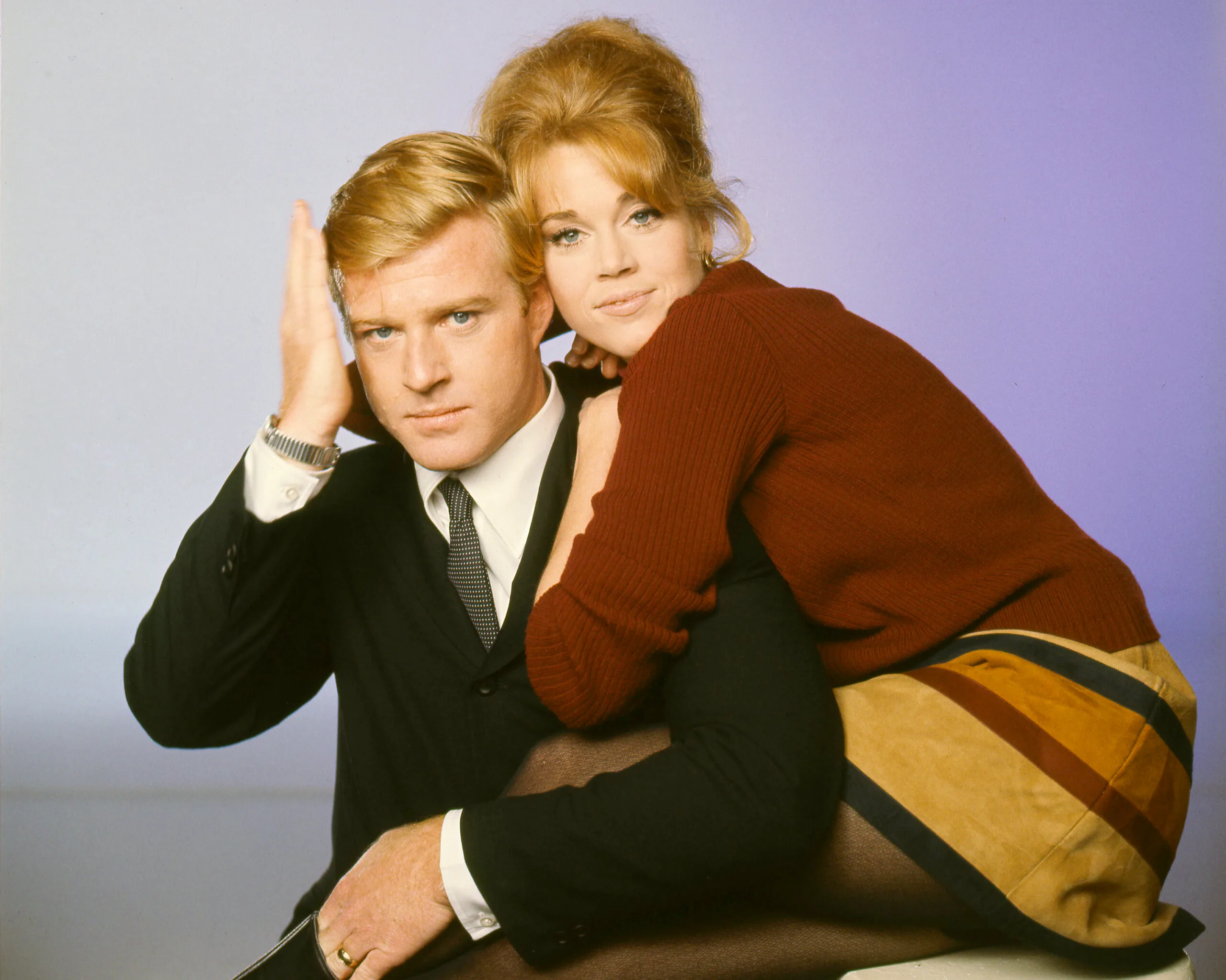 American actors Robert Redford and Jane Fonda in a promotional portrait for 'Barefoot In The Park', directed by Gene Saks, 1967. (Photo by Silver Screen Collection/Getty Images)