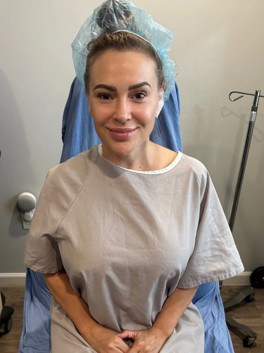 alyssa milano breast implants
