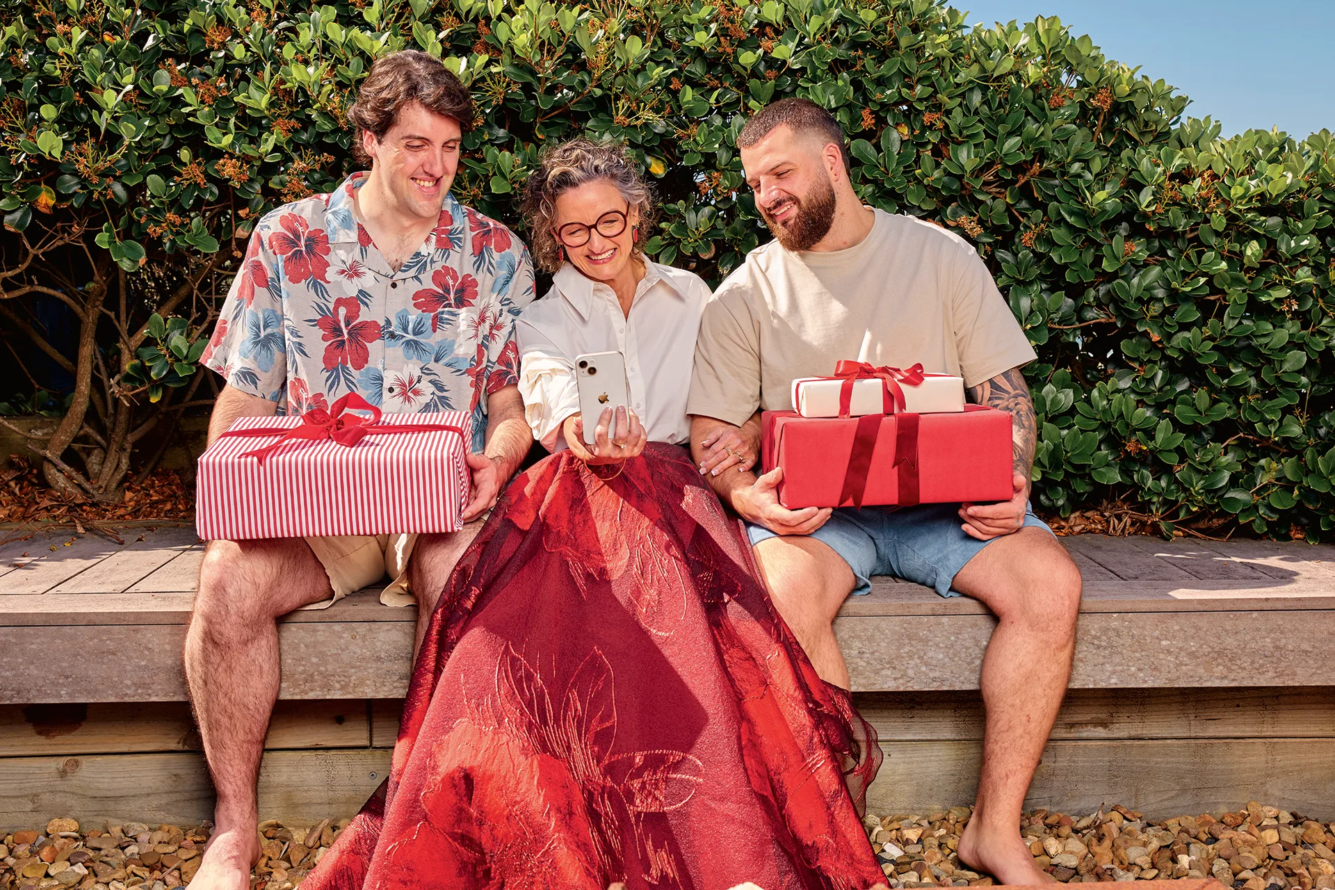 Julie with Tom and Joe, dialling in Paddy. Photography by Peter Brew-Bevan