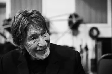 Driving Home for Christmas singer Chris Rea passes away, aged 74