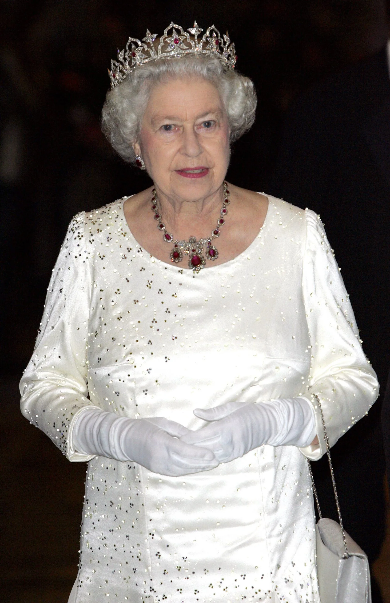 queen elizabeth tiara