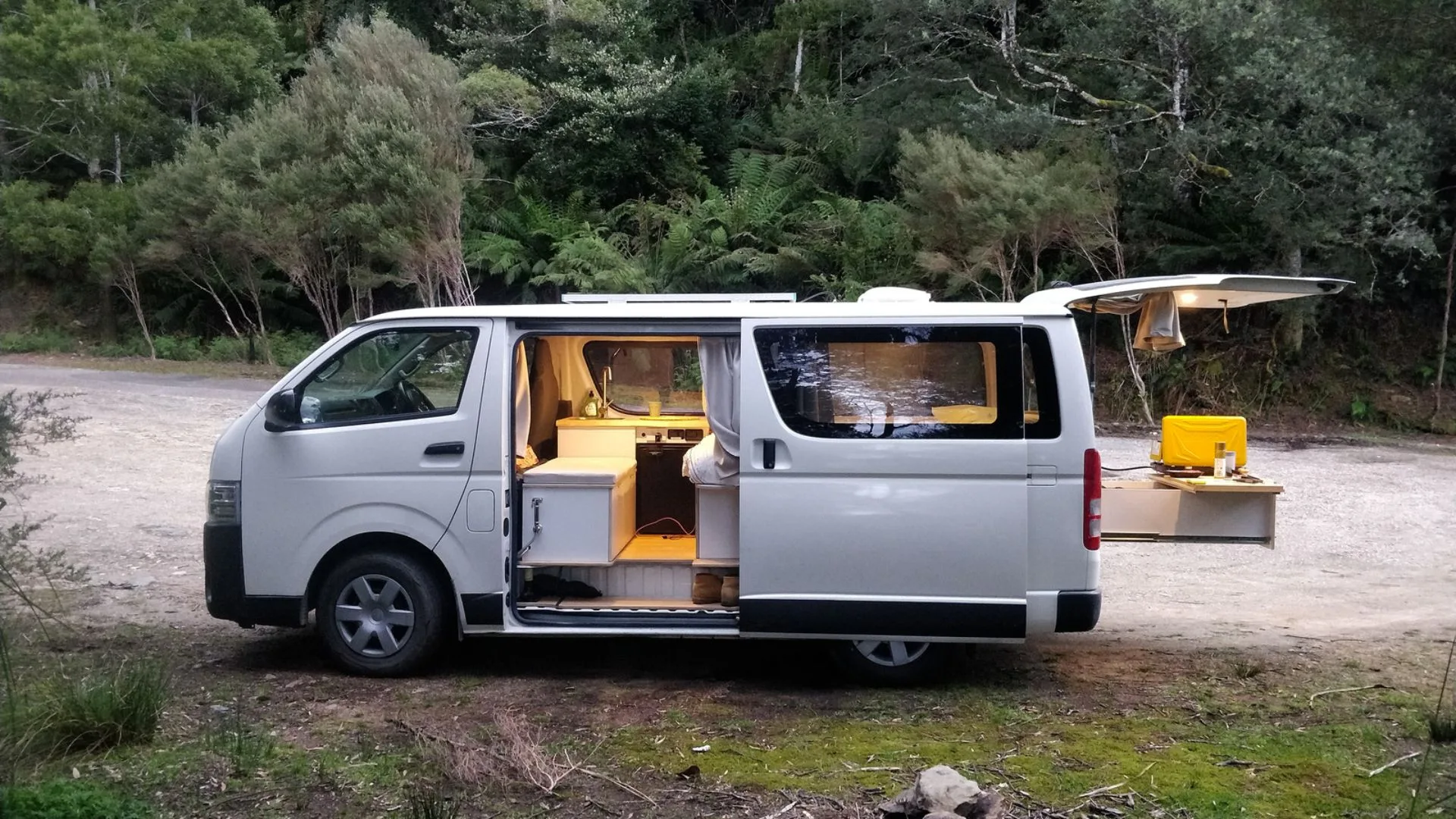 lutruwita campervan - Camplify