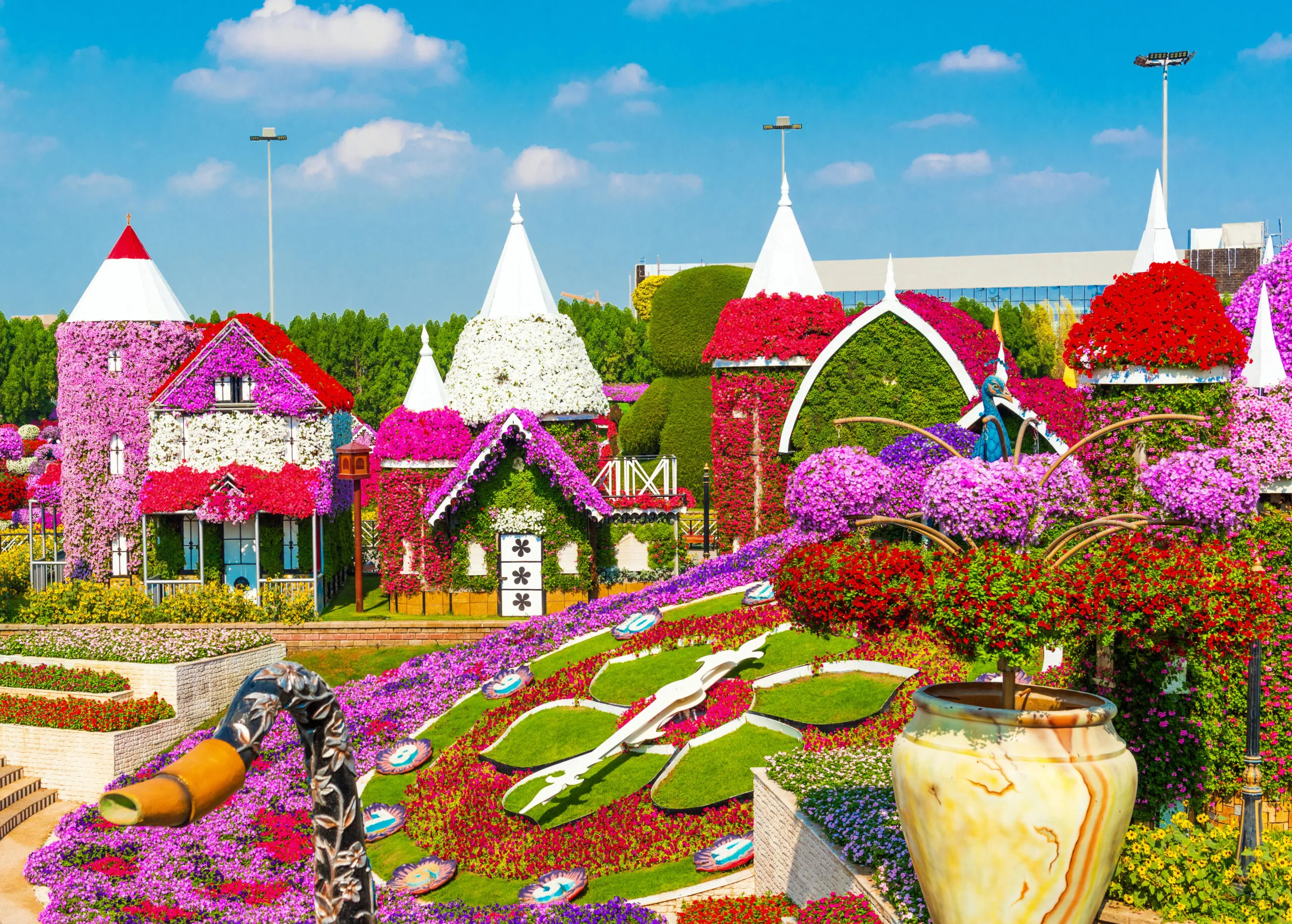 Garden and flower sculptures in Dubai's miracle garden