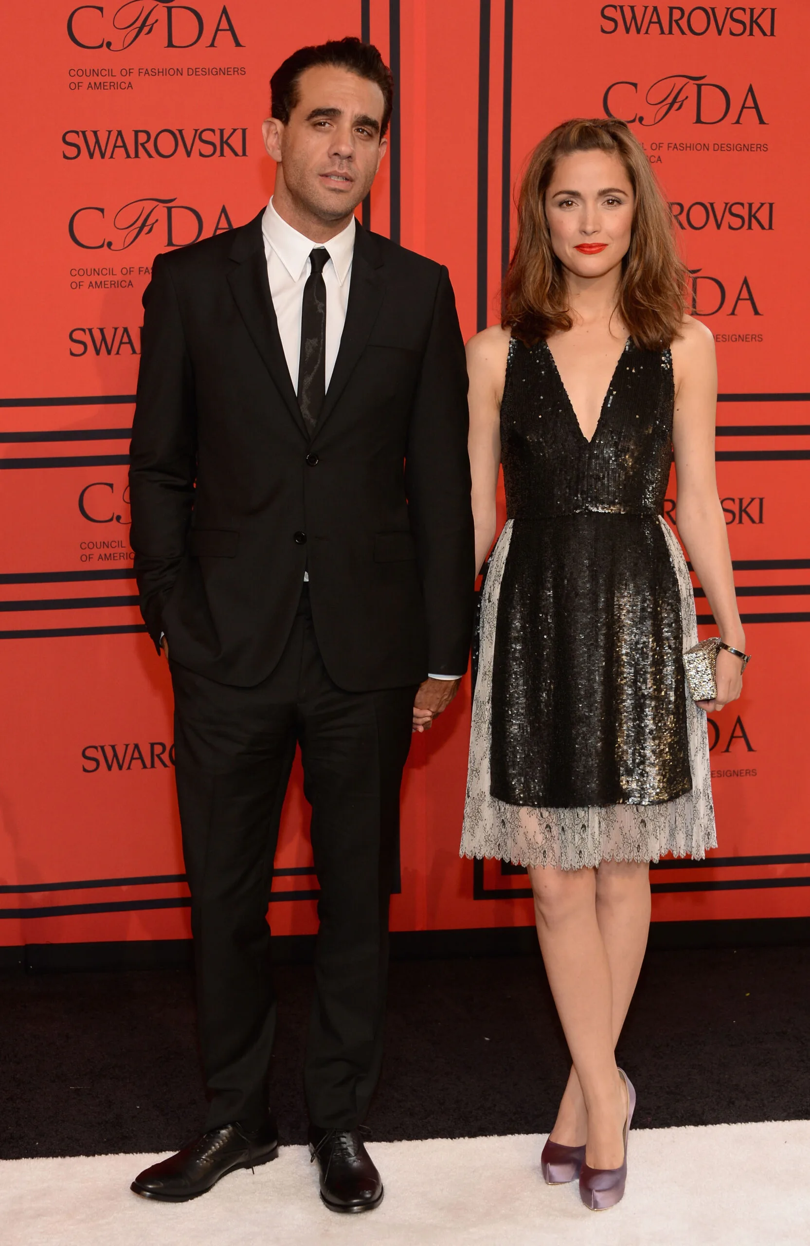 rose byrne bobby cannavle red carpet debut 