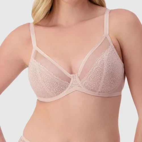 Triumph Sheer Minimiser Bra in nude pink