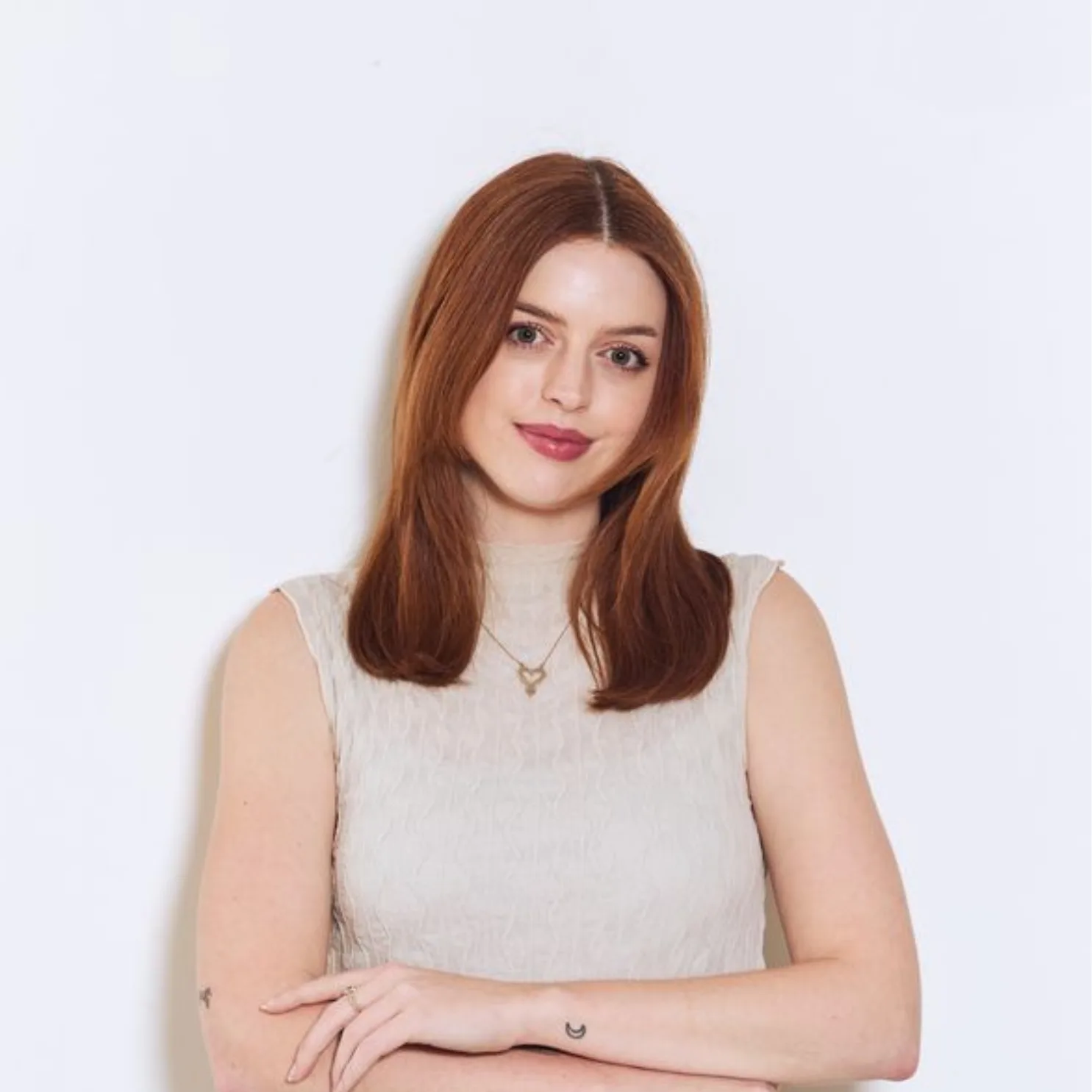 Paris Blanchfield, Shopping Editor