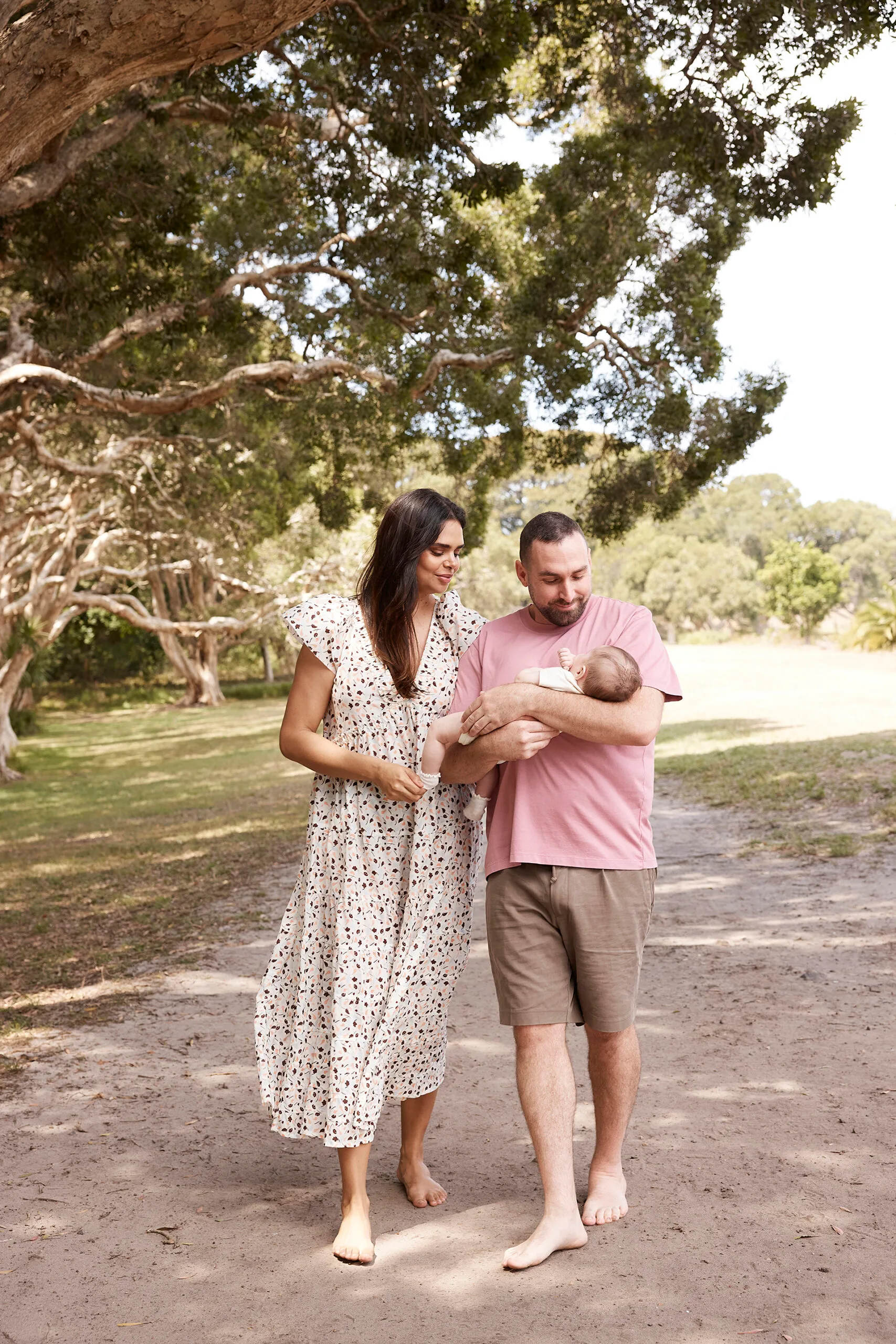 Samantha Harris and husband Luke Hunt with their baby Bella. Photography by Luke Hunt.