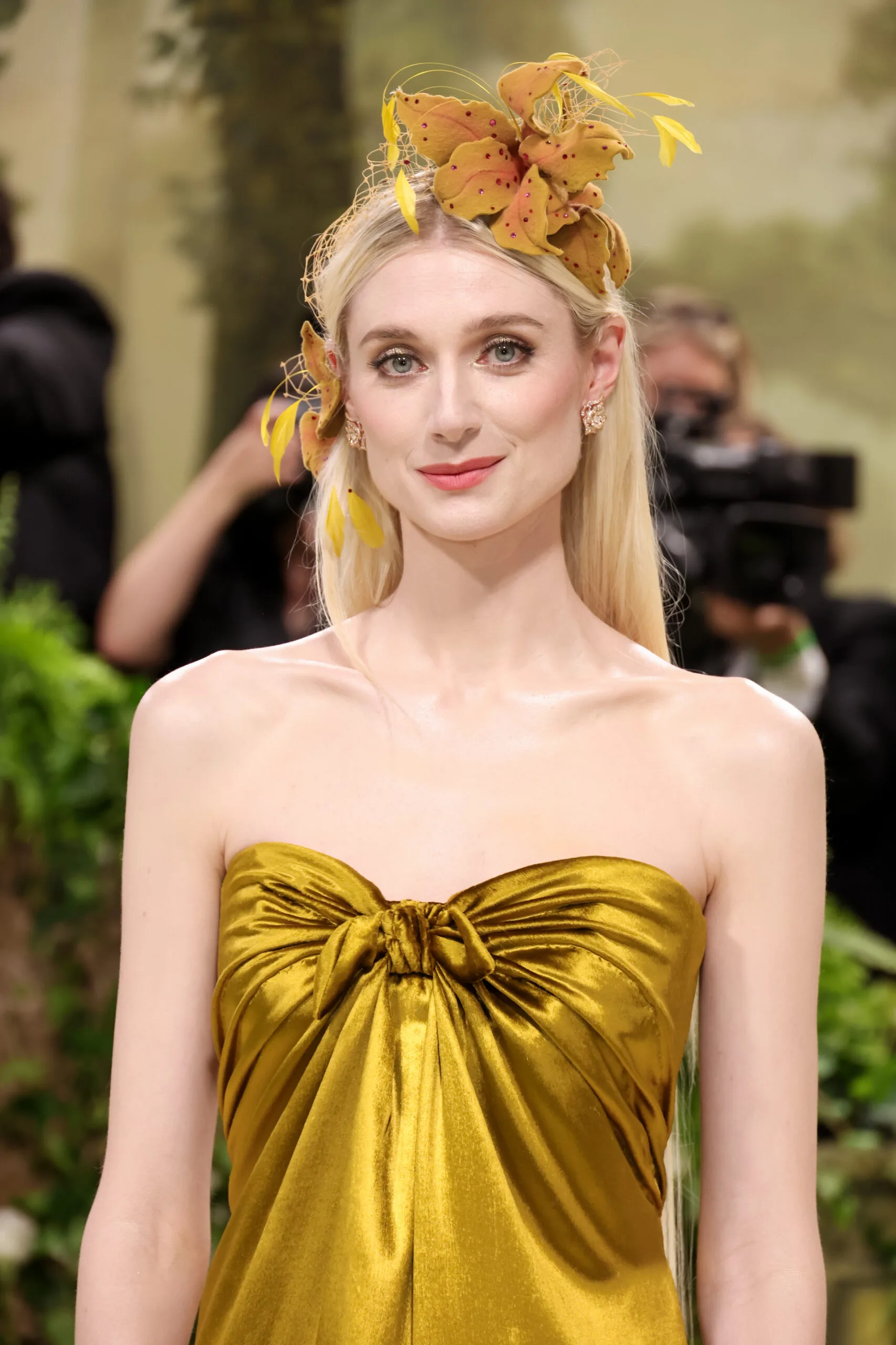 met gala 2026 elizabeth debicki