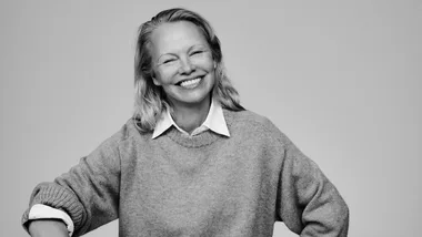 Pamela Anderson touches down in Australia for upcoming tour